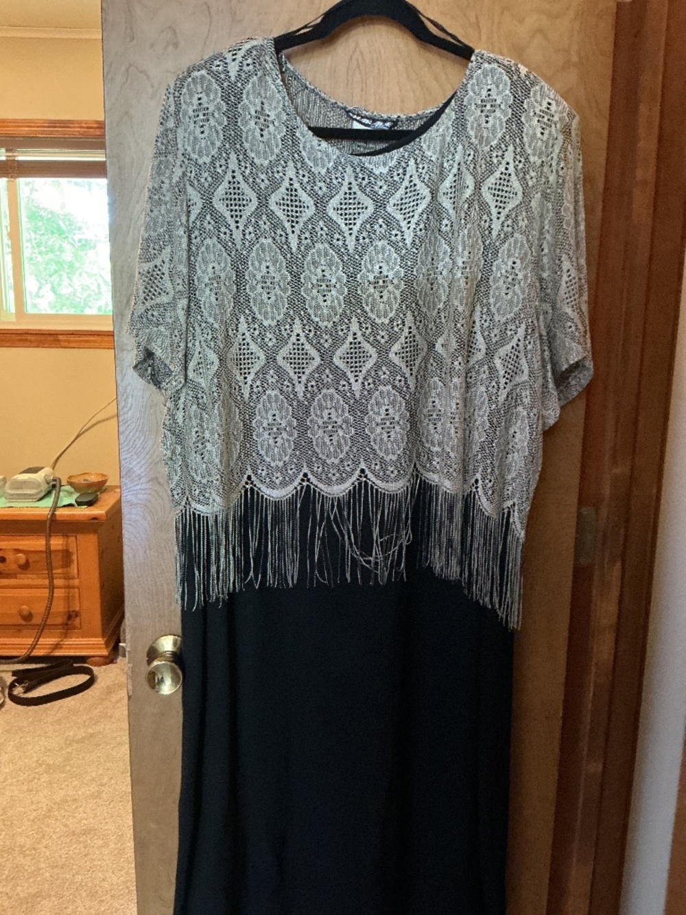 MOG 3X Black Dress with Stunning Fine Lace Shawl